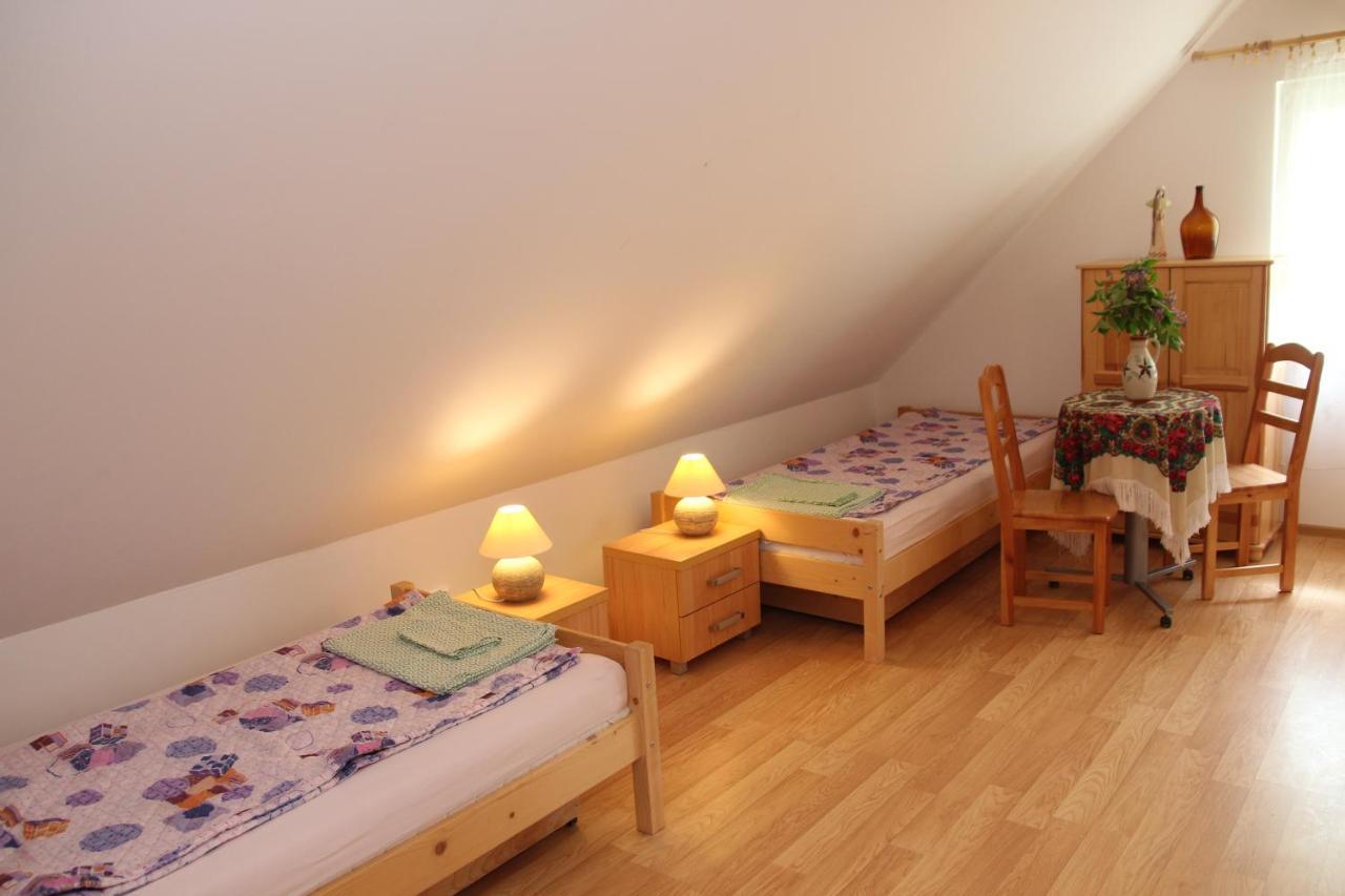 Zamsowka Villa Guciów Kültér fotó