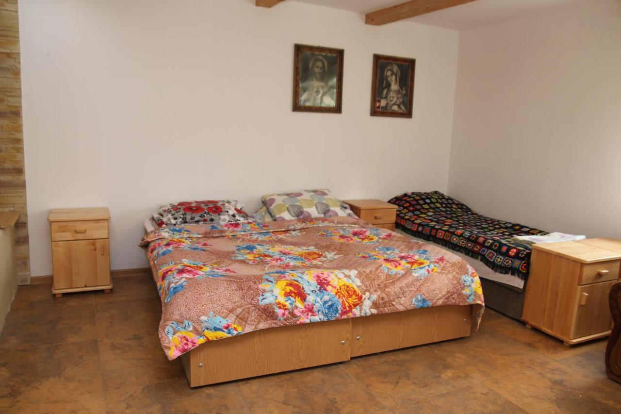 Zamsowka Villa Guciów Kültér fotó